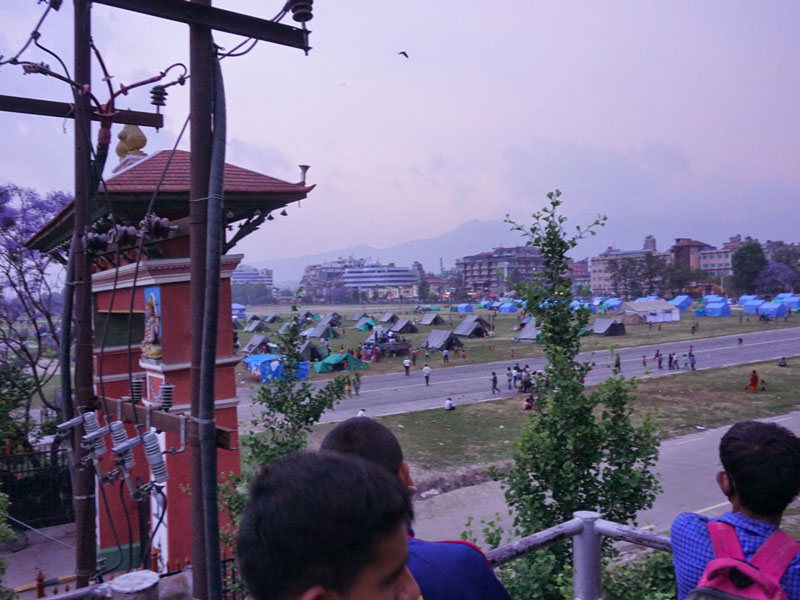 0513-more -tents -nepal -DSC05421-p