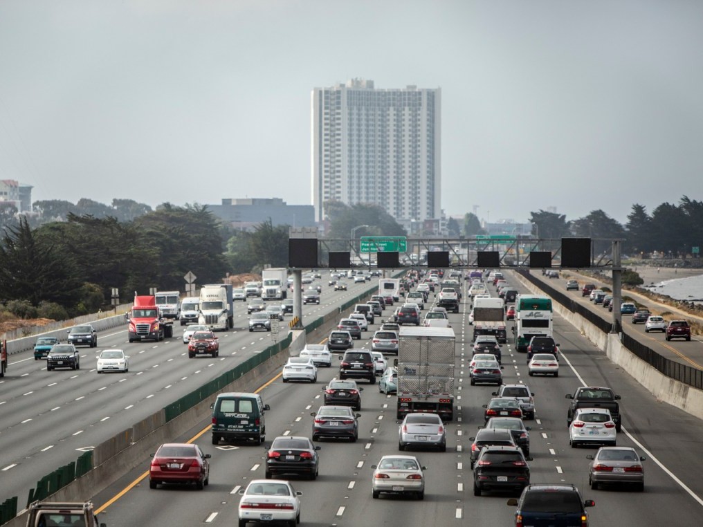 Morning commuters head toward Oakland on July 22, 2019.