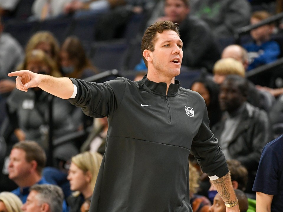 Sacramento Kings head coach Luke Walton works the sideline against the Minnesota Timberwolves during the second half of an NBA basketball game Wednesday, Nov. 17, 2021, in Minneapolis. The Timberwolves won 107-97.