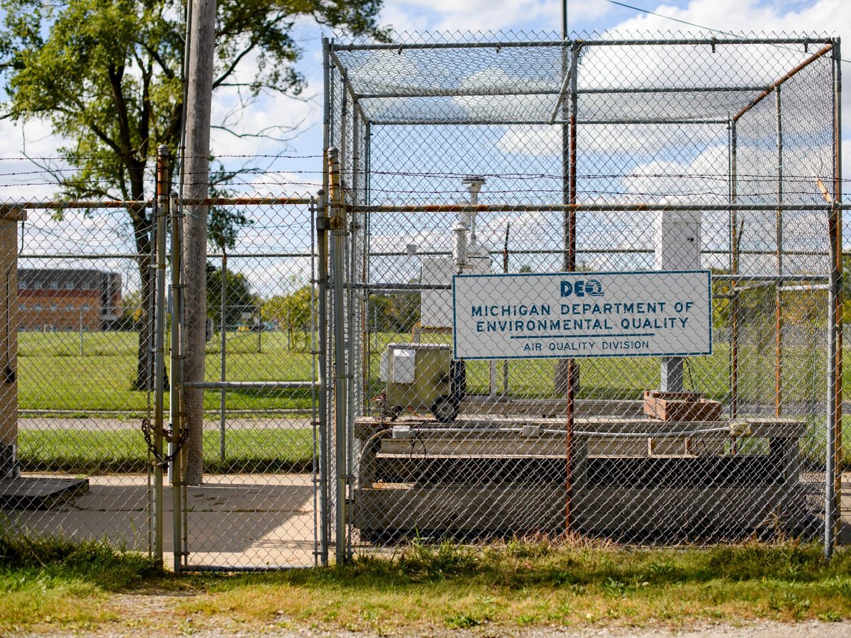 An air quality monitor by the Michigan Department of Environmental Quality near Osborn High School in Detroit, Michigan, on October 6, 2023. The monitor recorded excessive ozone levels in the summer of 2022.