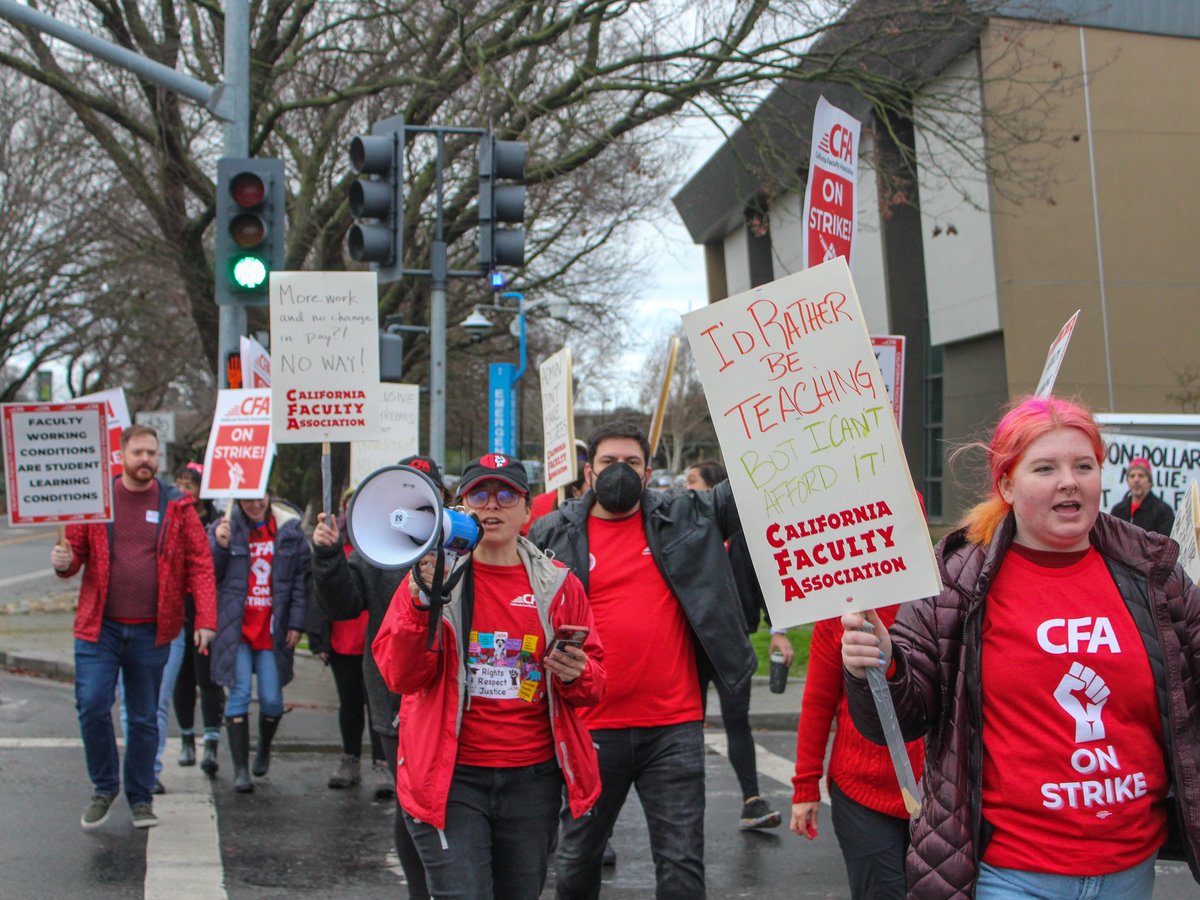 Members of the California Faculty Association picket at Sacramento State on Monday, Jan. 22, 2024.