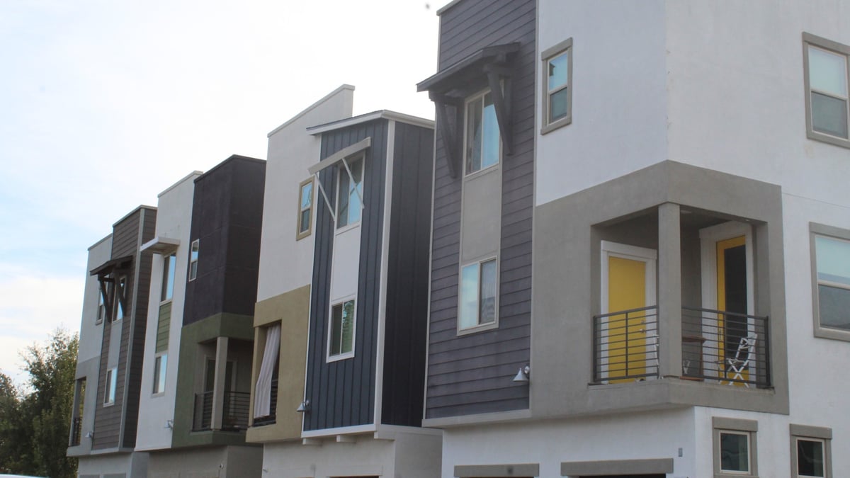 Condos in the Upper Land Park neighborhood of Sacramento, Calif., on Sept. 16, 2024. (Kristin Lam/CapRadio)