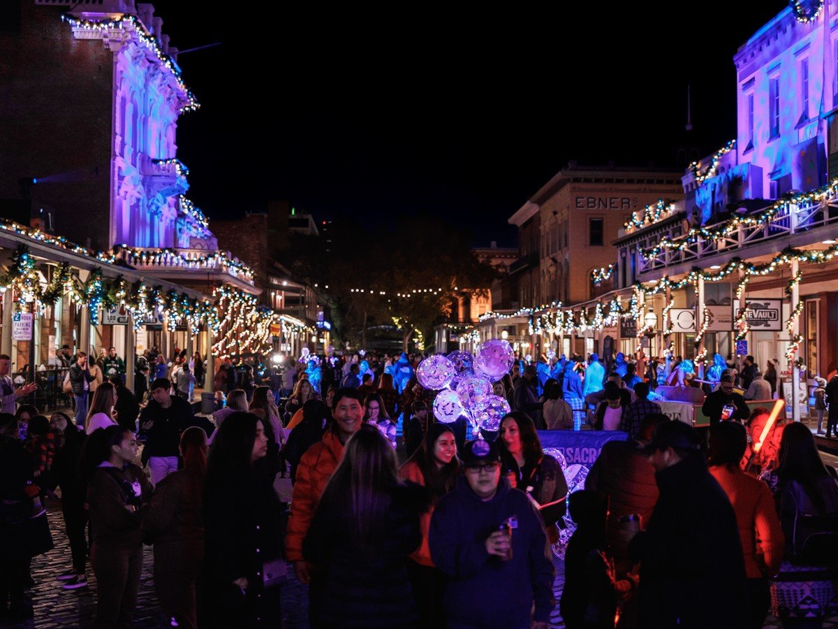 Experience the magic of the holidays as Old Sacramento’s Theatre of Lights transforms the district with dazzling displays, festive cheer and a reimagined version of the beloved holiday classic.