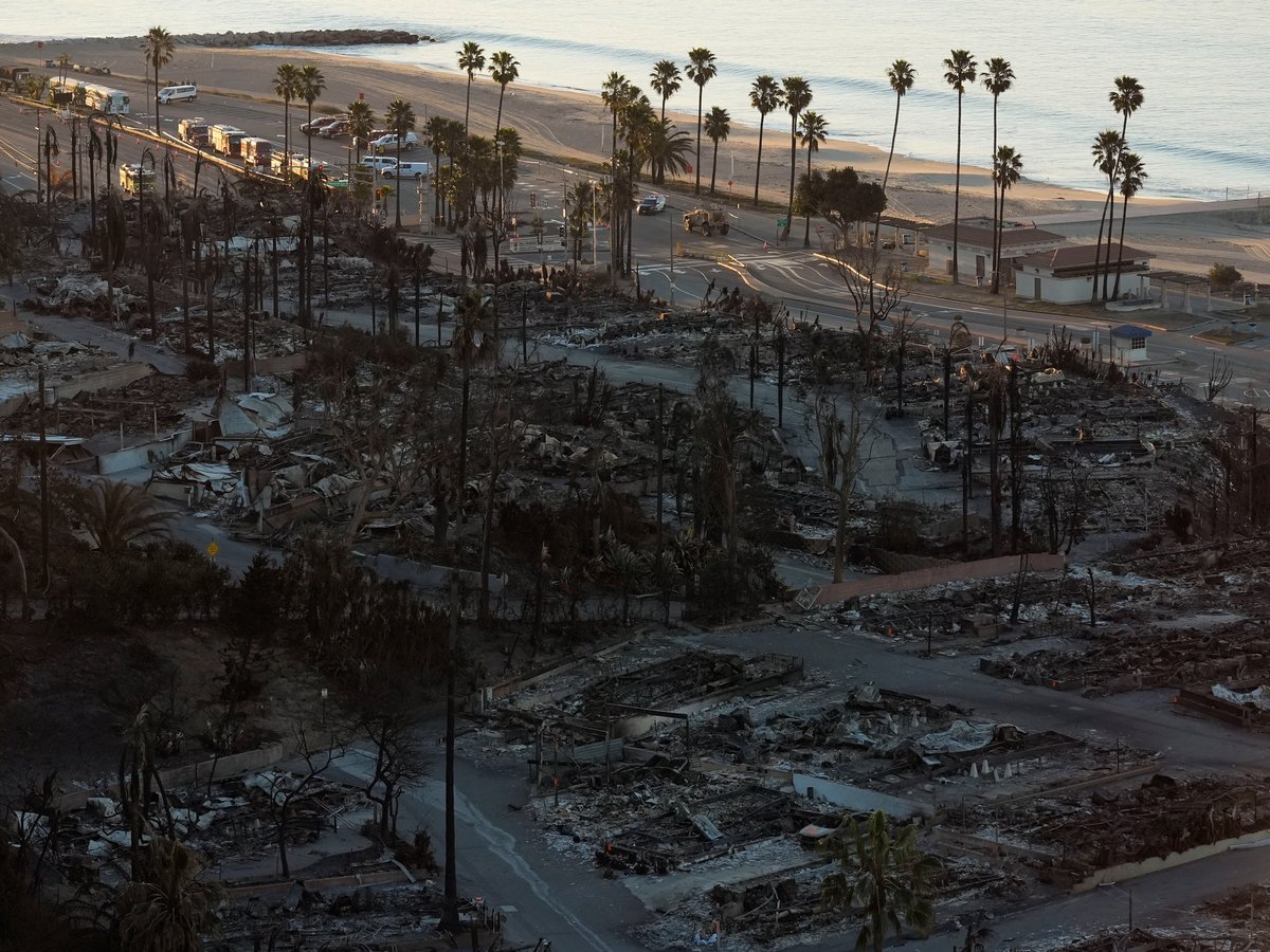 The Pacific Palisades Bowl Mobile Estates destroyed by the Palisades Fire is seen in the Pacific Palisades neighborhood of Los Angeles, Thursday, Jan. 16, 2025.