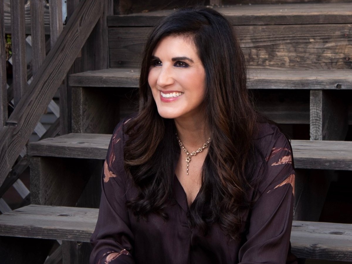 Nora Rodriguez Camagna is a writer and one of 916 Ink’s tenured Wordslingers. Her “Sacramento Noir” story revolves around a family of Latino farmworkers.