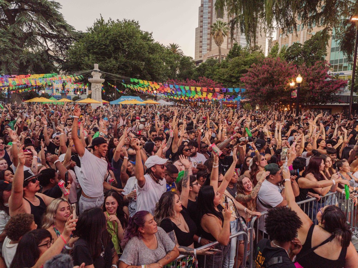 Concerts in the Park will be held at Cesar Chavez Park from May to the end of June.