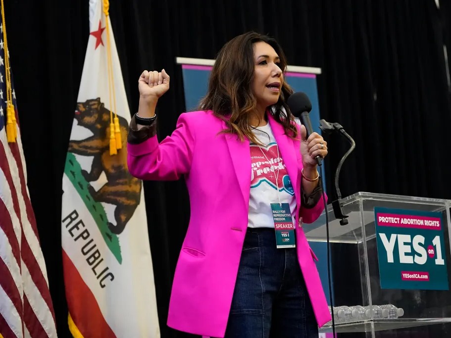 Jodi Hicks, CEO of Planned Parenthood Affiliates of California — a group that represents about 1 in 5 Planned Parenthood clinics nationwide — has promised to “go all in” on Gov. Gavin Newsom’s pitch to redraw congressional maps.