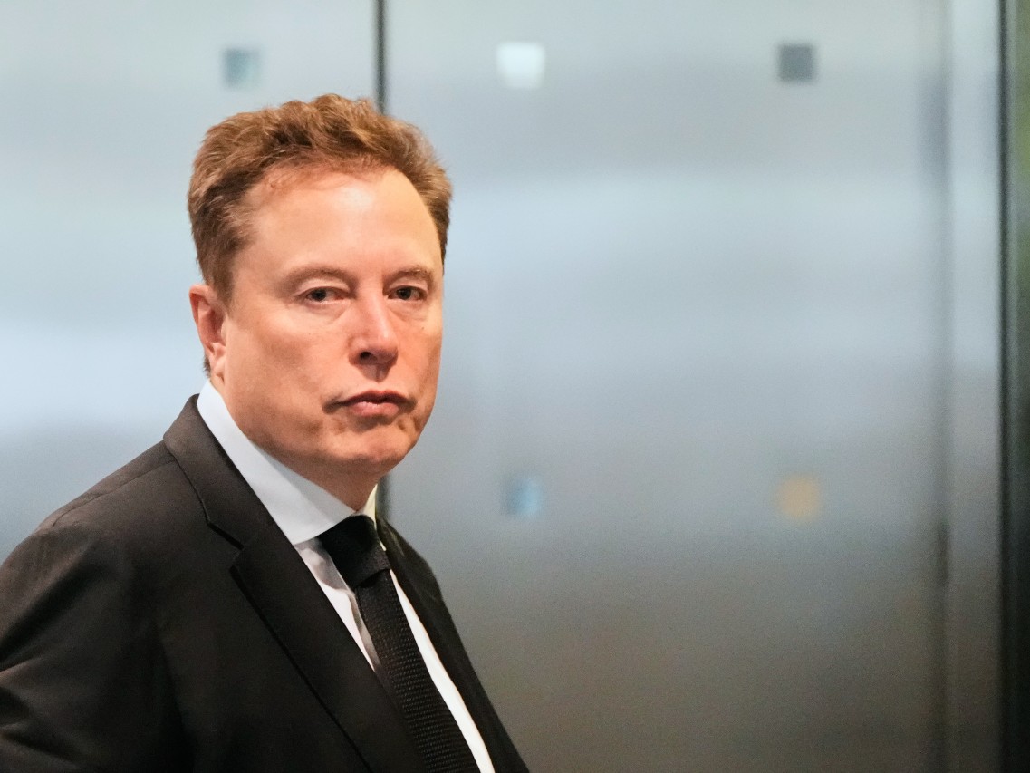 Elon Musk arrives at the U.S. District Court in Oakland, Calif., Tuesday, April 28, 2026.