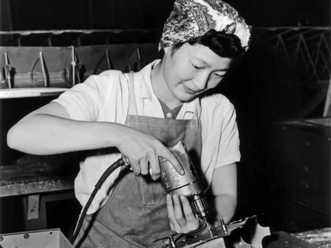 Luella Chinn Louie was one of many Chinese Americans who served her county in World War II.