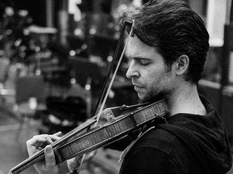 Violinist Gregory Harrington
