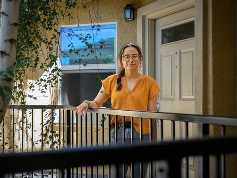 Aralyn Tucker outside of her condo in Natomas on June 11, 2022.