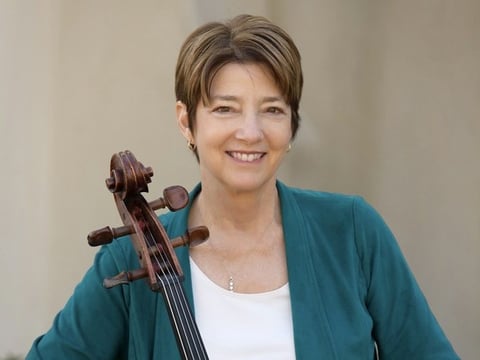 Cellist Susan Lamb Cook. Photo by Roger Ele.