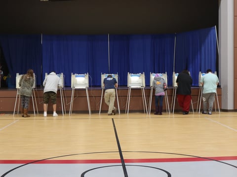 Voters cast their ballots at the vote center in Oak Park Community Center on Nov. 5, 2024.