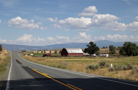 A barn in rural Modoc County on Sept. 4, 2025. Photo by Miguel Gutierrez Jr., CalMatters
