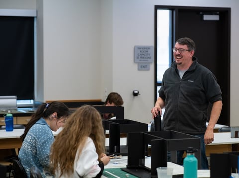 Ian Wallace, Folsom Lake College’s Theatre and Cinema Arts Department chair, teaches a scenic design class at the college on Thursday, Nov. 30.