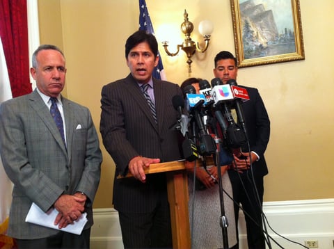 Senate President pro Tem Darrell Steinberg (left) and Sens. Kevin de Leon, Norma Torres and Ricardo Lara discuss legislation that would provide $3 million in legal aid for undocumented migrant children in California on Thursday at the state Capitol.