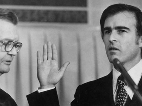 California Chief Justice Donald Wright (left) swearing in Brown as Governor of California on January 6, 1975.
