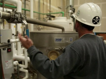 West Sacramento-based California Safe Soil will convert waste from food vendors at the new downtown arena into a liquid fertilizer. 