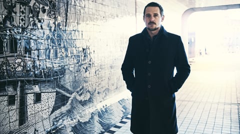Sturgill Simpson's new album, A Sailor's Guide to Earth, is meant as a musical letter to his wife and son.