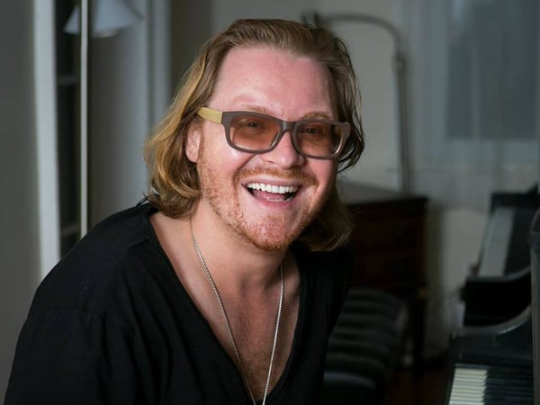 World-renowned concert pianist Konstantin Soukhovetski is performing in Aurburn this May.