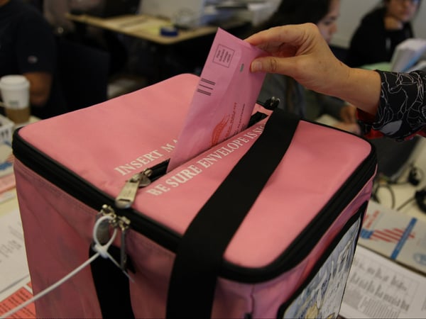 A voter casts a ballot in the California midterm primary on June 5, 2018.