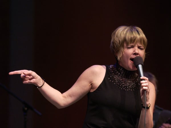 Karrin Allyson performs at the Coda Jazz Fund benefit concert, Saturday, May 17, 2003, at the historic Gem Theater in Kansas City, Mo.