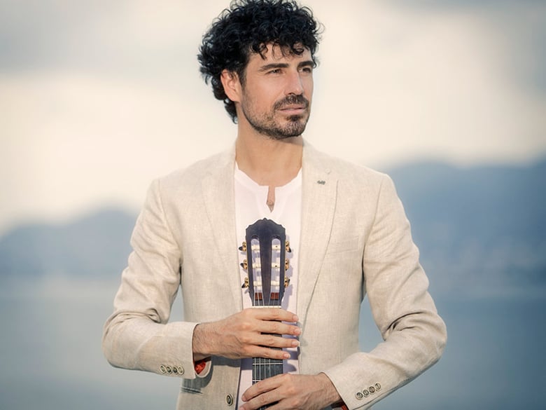 Guitarist Pablo Sáinz-Villegas | photo: Rubén Martin/Sony Music Entertainment