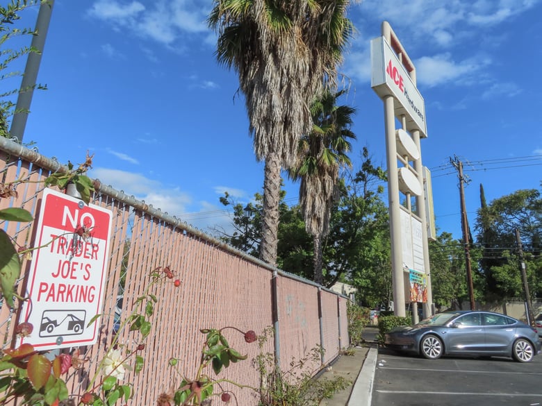 "No Trader Joe’s parking signs" on display Thursday, Oct. 17, 2024, along the fence of Ace Hardware’s parking lot in the neighboring strip mall at 5030 Folsom Blvd. "No Trader Joe’s parking signs" on display Thursday, Oct. 17, 2024, along the fence of Ace Hardware’s parking lot in the neighboring strip mall at 5030 Folsom Blvd.