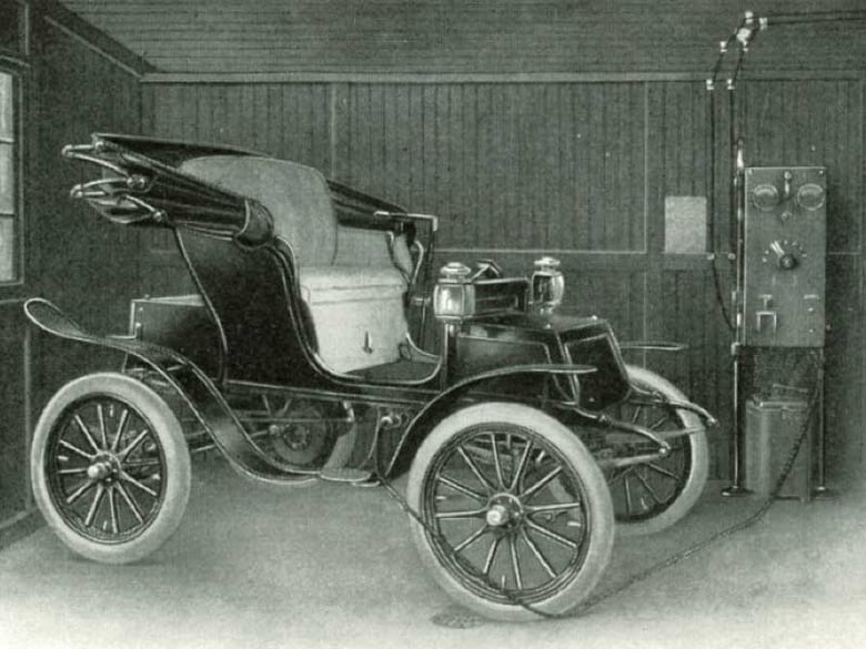 A Studebaker charging up. Courtesy of the Studebaker National Museum