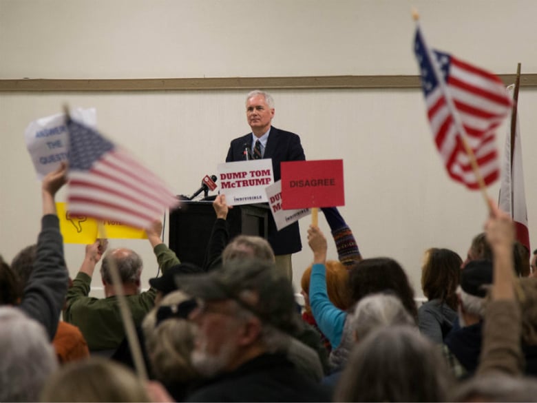 Representative Tom McClintock's town hall event in Mariposa drew a crowd of his supporters as well as opponents on February 21, 2017. Andrew Nixon / Capital Public Radio