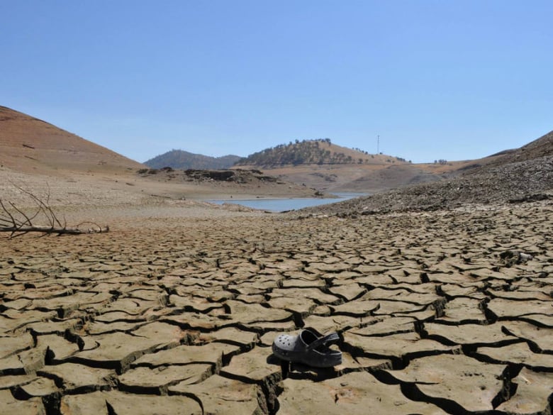 Lake McClure Reservoir during the drought California in 2015.