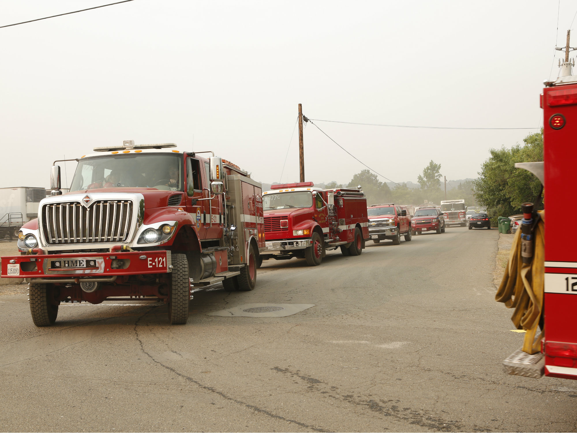 072818Carr Fire Trucks 14-BJ-p