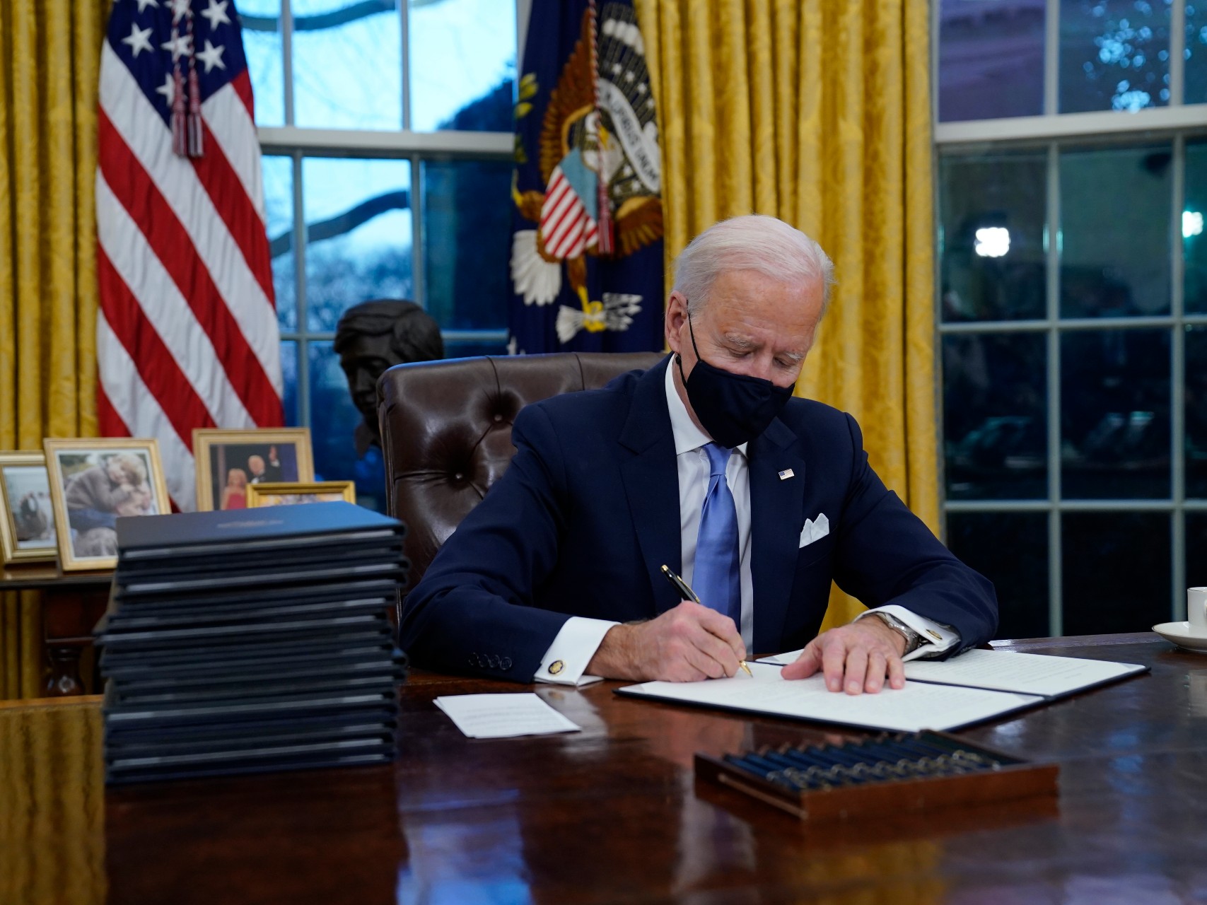 Bill to Award Congressional Gold Medal to World War II Rangers Awaits  Biden's Signature
