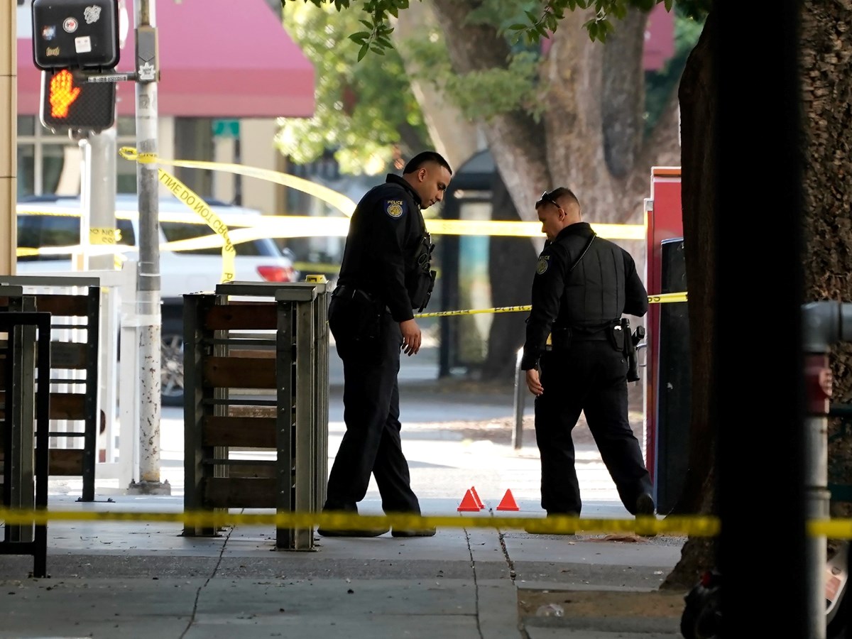 One dead, 4 injured in Downtown Sacramento shooting - capradio.org