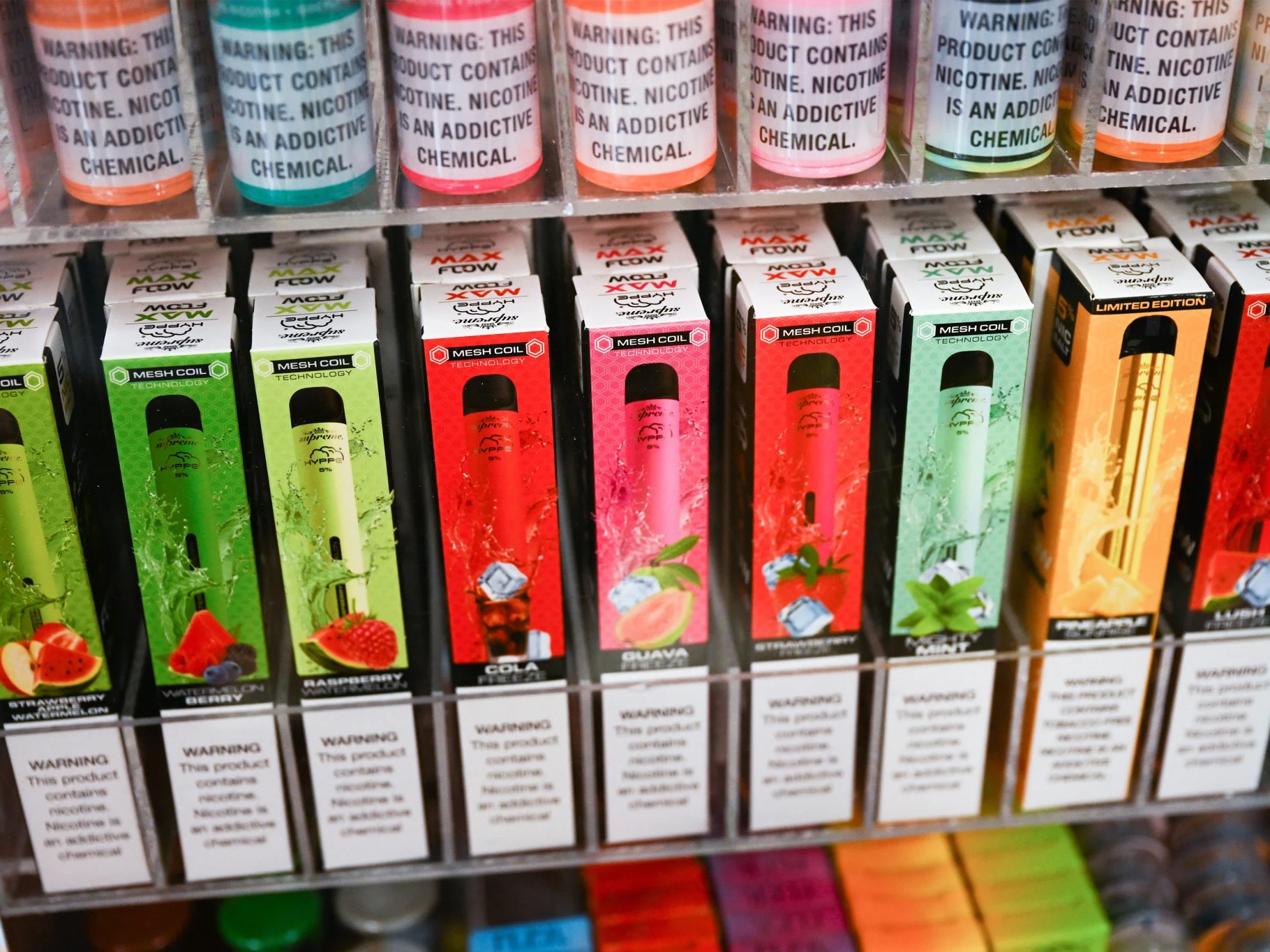 what chemicals are in disposable vapes E-Cigs are still flooding the US, addicting teens with higher nicotine doses