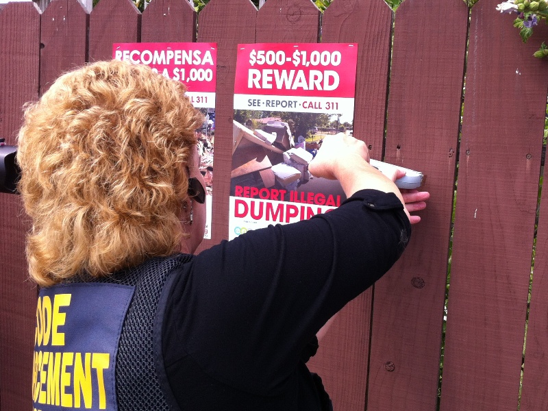 0716 bm sacramento dumping reward sign