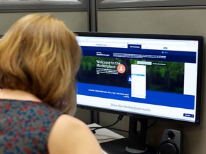 Healthcare _Gov __enrollment _2762_Cropped